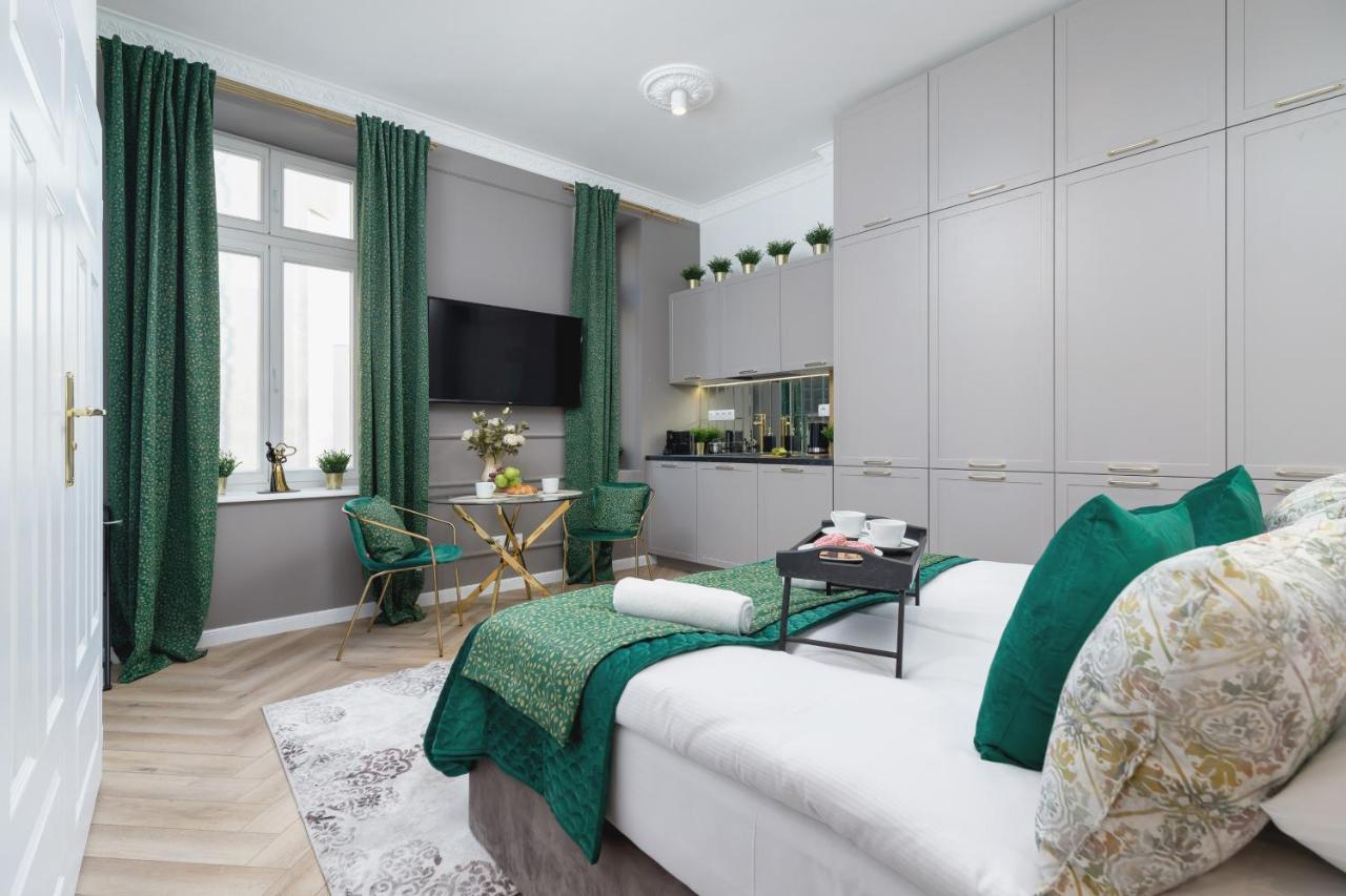 Kazimierz Studio With Jacuzzi By Renters Prestige Cracóvia Exterior foto